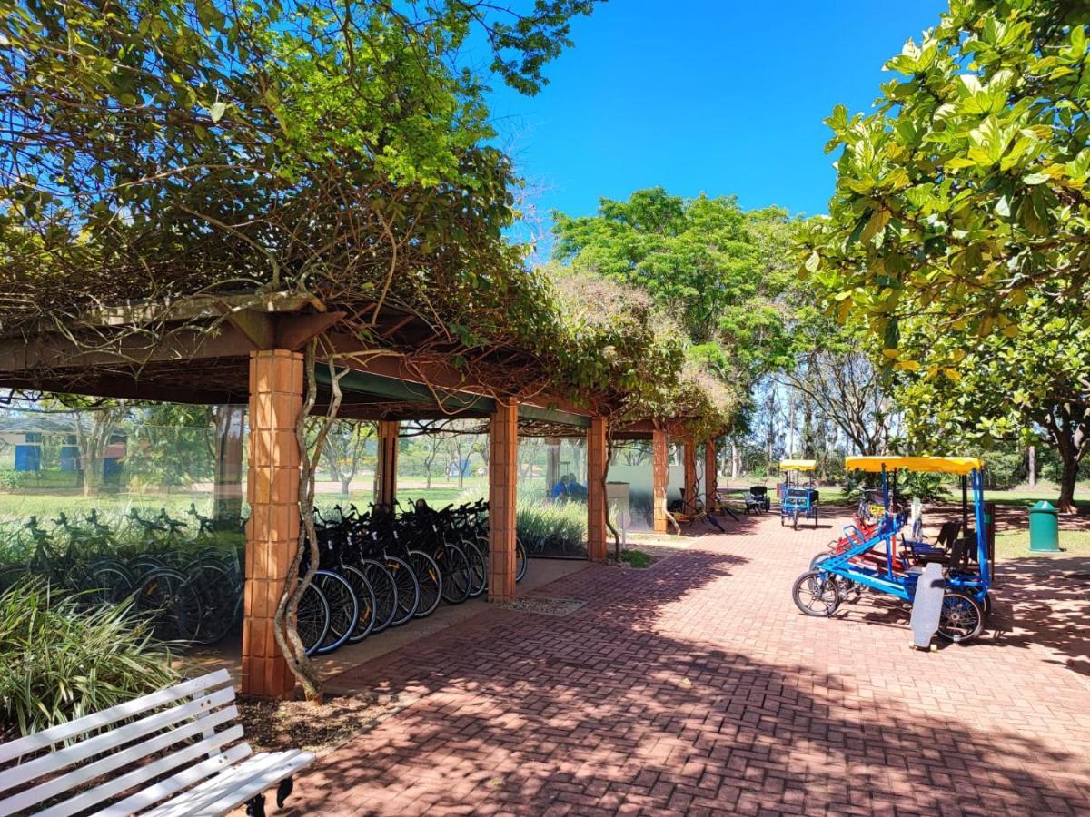 Com Piscina Recanto Do Lago No Santa Barbara Resort Residence Агуас-ді-Санта-Барбара Екстер'єр фото